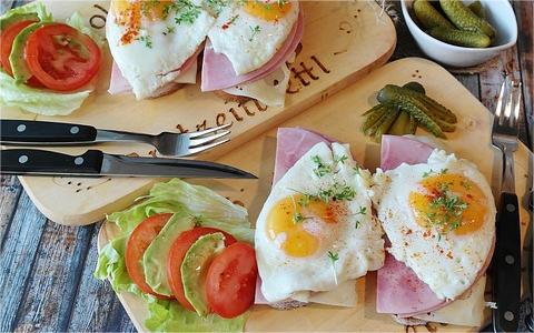 中国功能食品市场专项调研:2022年市场规模同比增长6.7%至0.32万亿元以上 中国功能食品市场专项调研:2022年市场规模同比增长6.7%至0.32万亿元以上