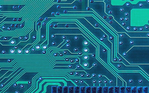 ！中国电子陶瓷行业发展壁垒分析及趋势预测中国电子陶瓷行业发展壁垒分析及趋势预测