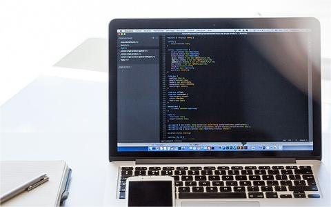 中国面板行业发展挑战及对策分析