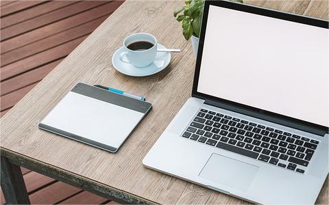 中国面板市场调研报告：2022年OLED市场规模占全球市场的比重达到45%