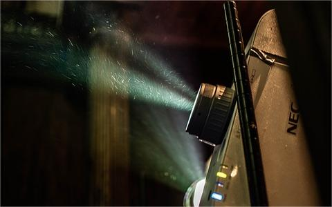 中国投影机市场研究报告