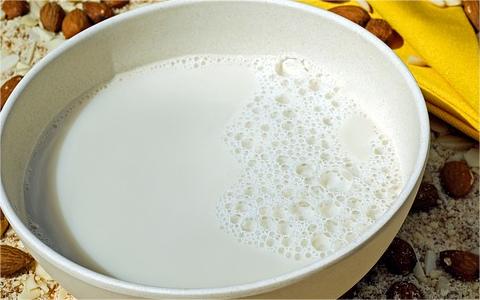 中国羊奶市场全景图谱