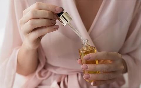 全球及中国皮肤爽肤水细分市场调研报告 2019-2029