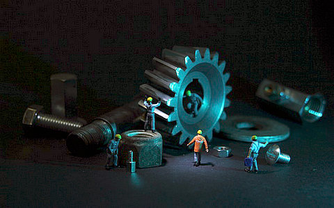 中国8架C919飞机投入商业飞行，承运旅客破50万人次