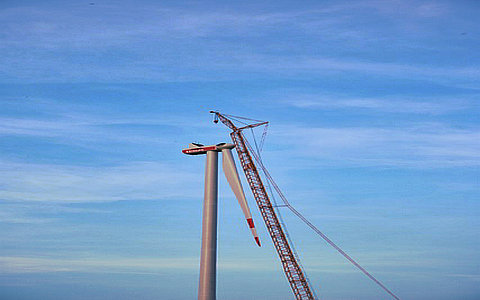 新疆电力中长期年度交易首破千亿千瓦时，新能源占比近三成