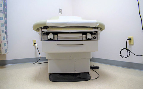 民营医疗机构获批开展质子、重离子治疗