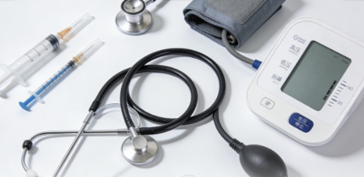 审评周期缩短50%+中药申报增40%！政策精准发力，激活医药创新双引擎